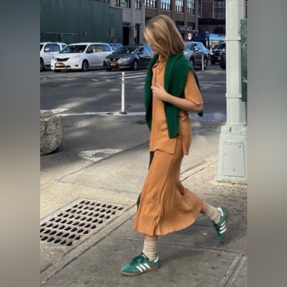 Zara Caramel Ribbed Skirt